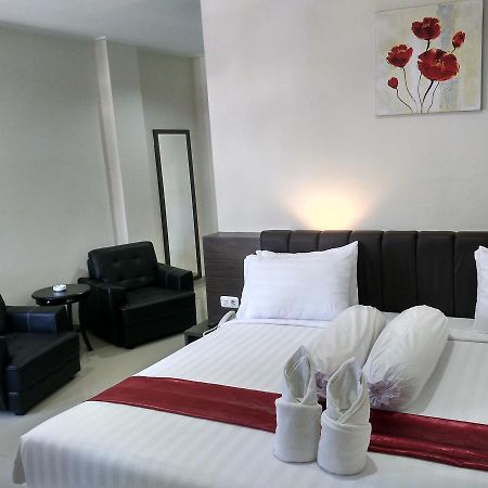 Grand Indobaru Hotel Selatpanjang 외부 사진
