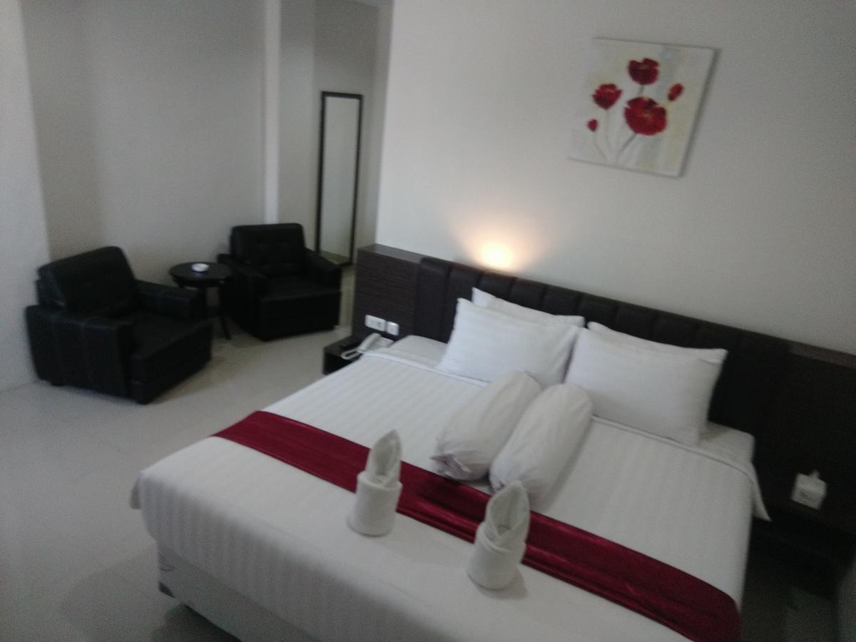 Grand Indobaru Hotel Selatpanjang 외부 사진