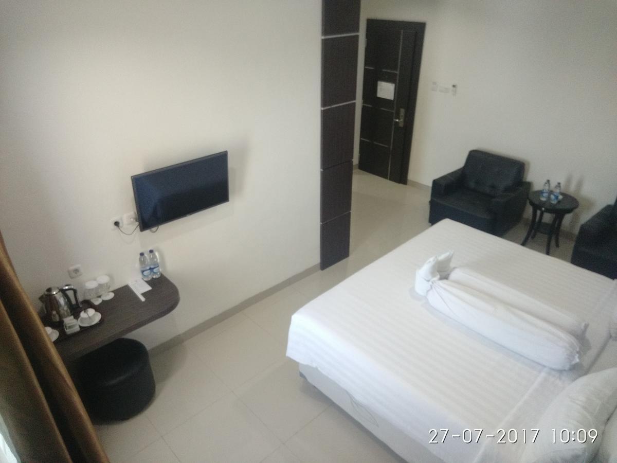 Grand Indobaru Hotel Selatpanjang 외부 사진