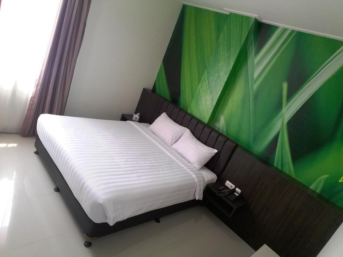Grand Indobaru Hotel Selatpanjang 외부 사진