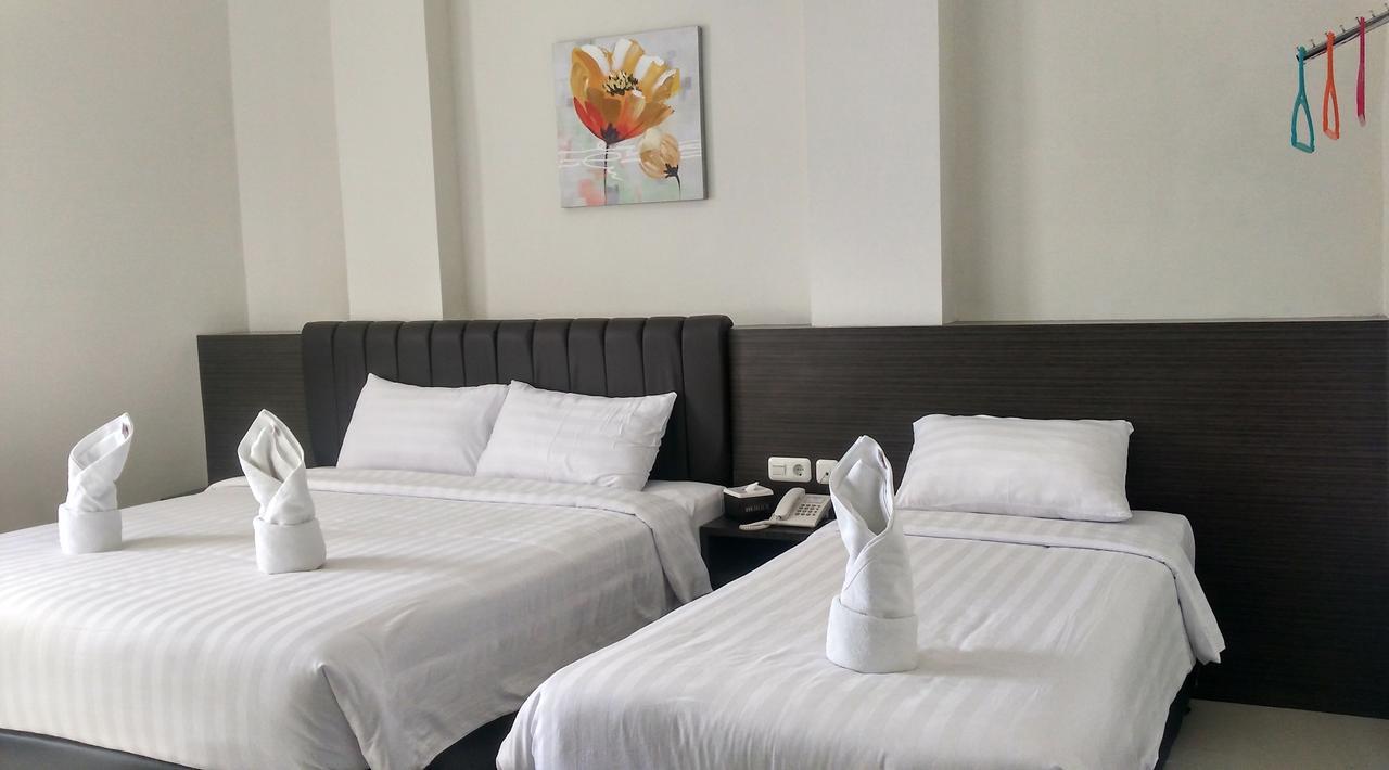 Grand Indobaru Hotel Selatpanjang 외부 사진