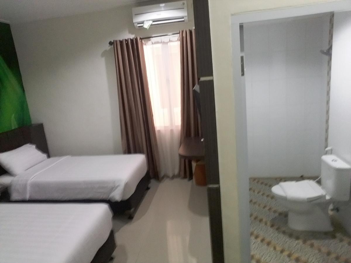 Grand Indobaru Hotel Selatpanjang 외부 사진
