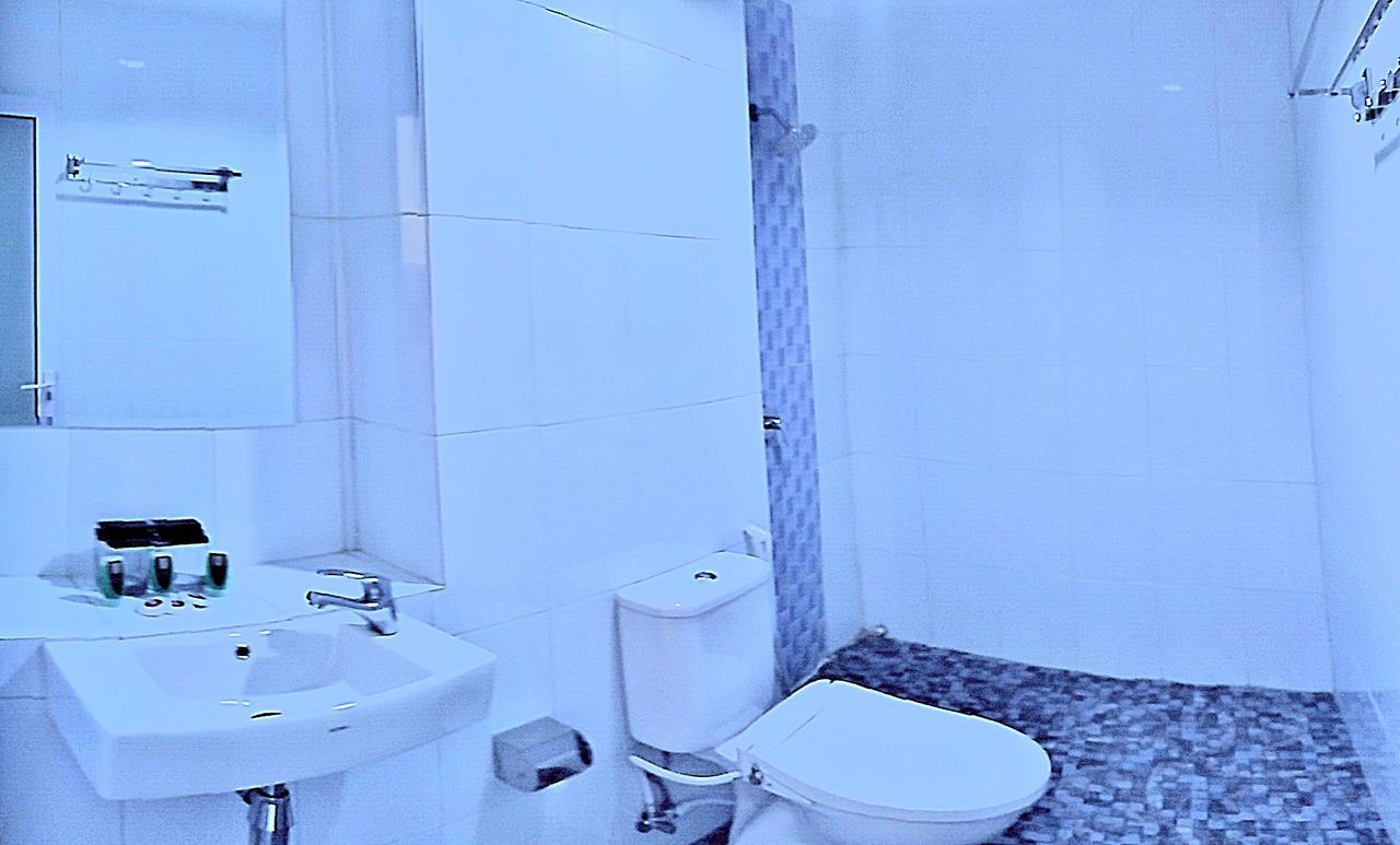 Grand Indobaru Hotel Selatpanjang 외부 사진