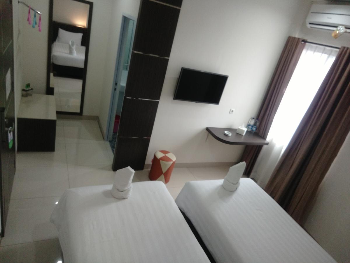 Grand Indobaru Hotel Selatpanjang 외부 사진