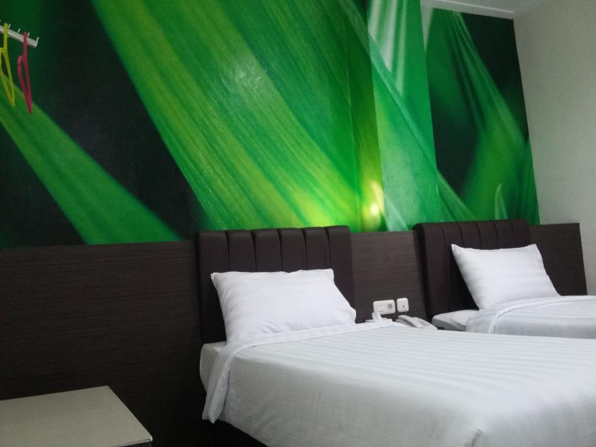 Grand Indobaru Hotel Selatpanjang 외부 사진