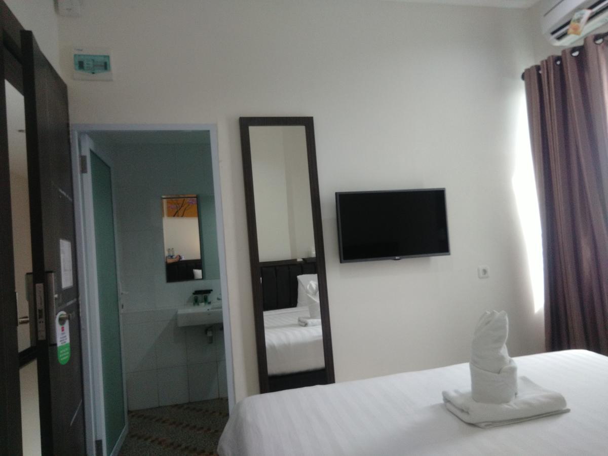Grand Indobaru Hotel Selatpanjang 외부 사진