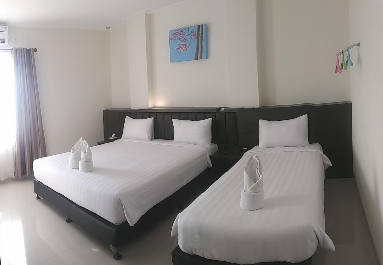Grand Indobaru Hotel Selatpanjang 외부 사진