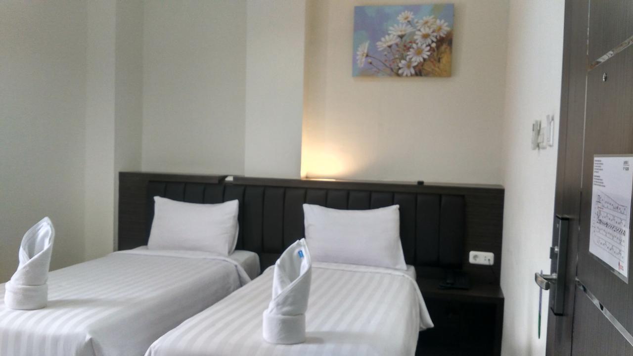 Grand Indobaru Hotel Selatpanjang 외부 사진